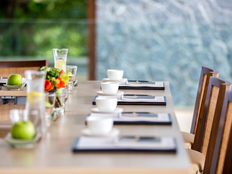 CE3AF93767D6CE6E0B9A165C228A581E