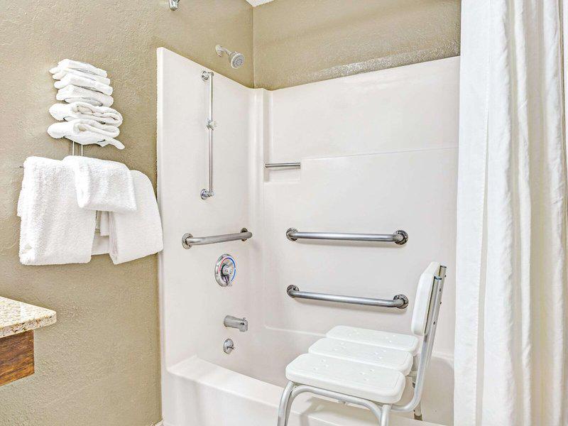 C01F76A988FF0DD5E5DAE2C4A812B57C