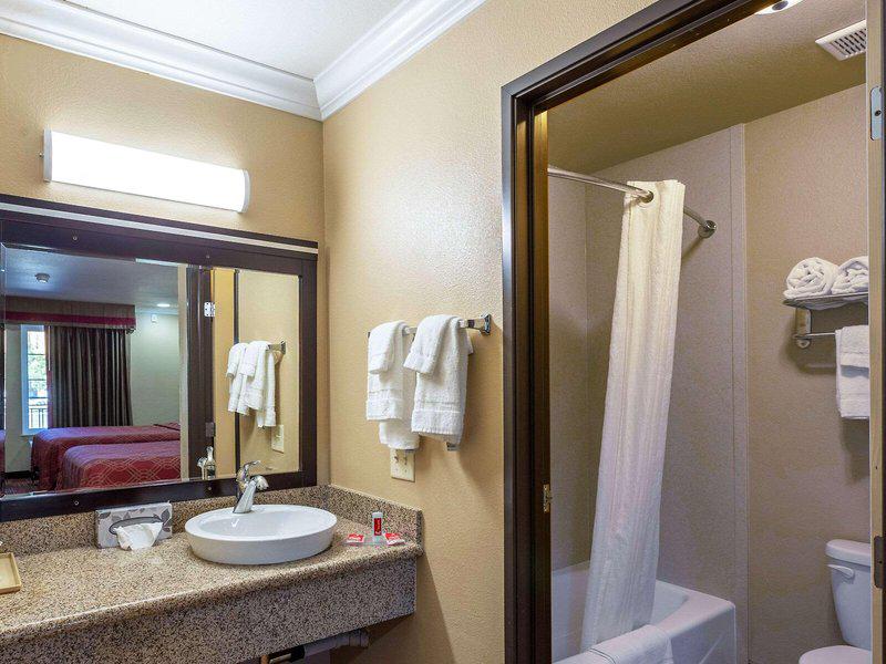 BA27751E51C5CA2A0010712FA9685766