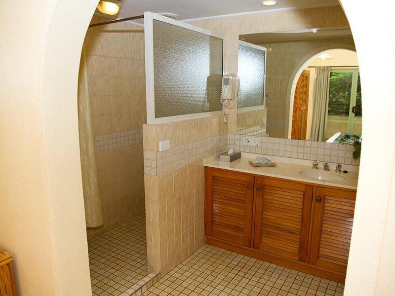 E4F0249B6E755FF7D0822C7D1E7266E2