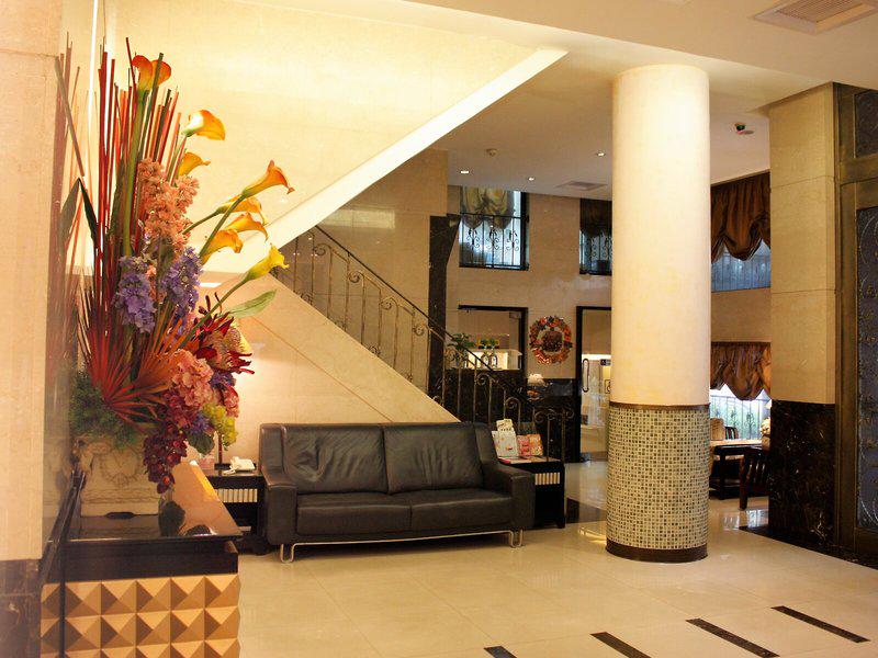 2AEF333561F0690F9BFCA395C4D0D17F