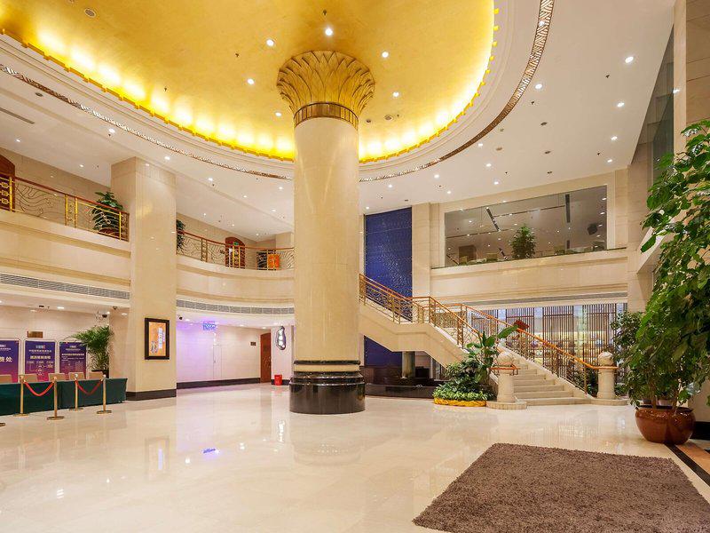 42619BAF39AB8481E6A4BFFE6CB09395