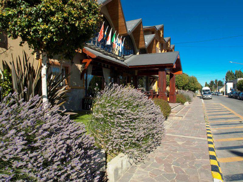 76C9DC5038233A0BDFB55EBBDEEA62E2