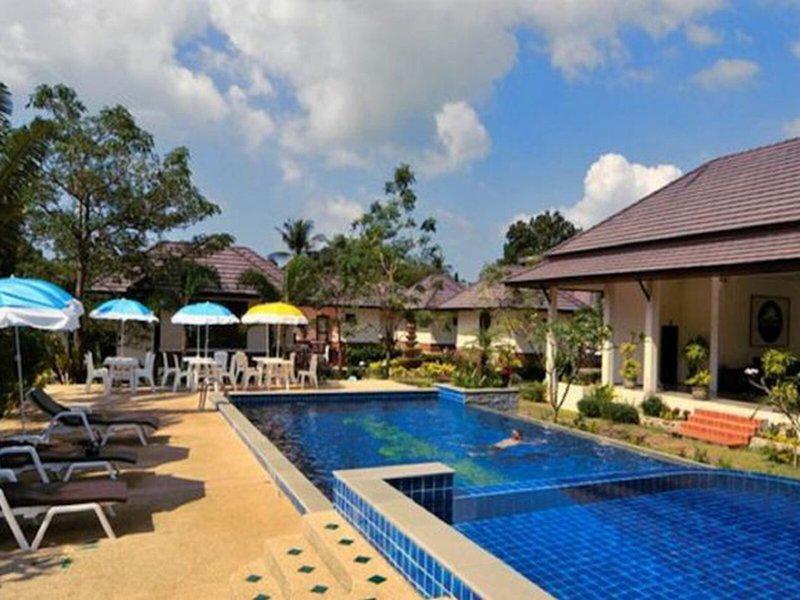 4651CC5CD64600C32C68D08C84C6A00A