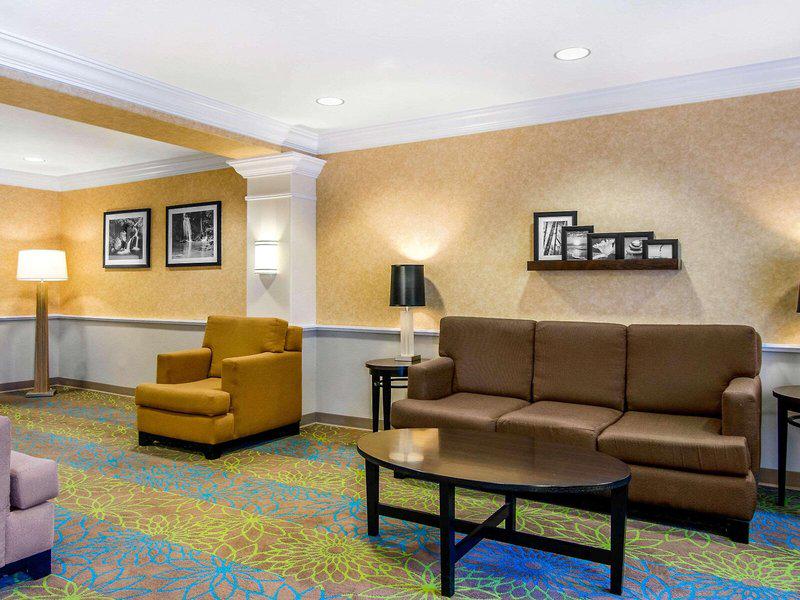 B1ED7B46576040E73A9035D09F98C5C1