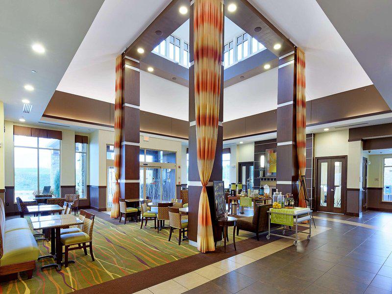 6EA82C6D187B2D004C453593F1B6E131