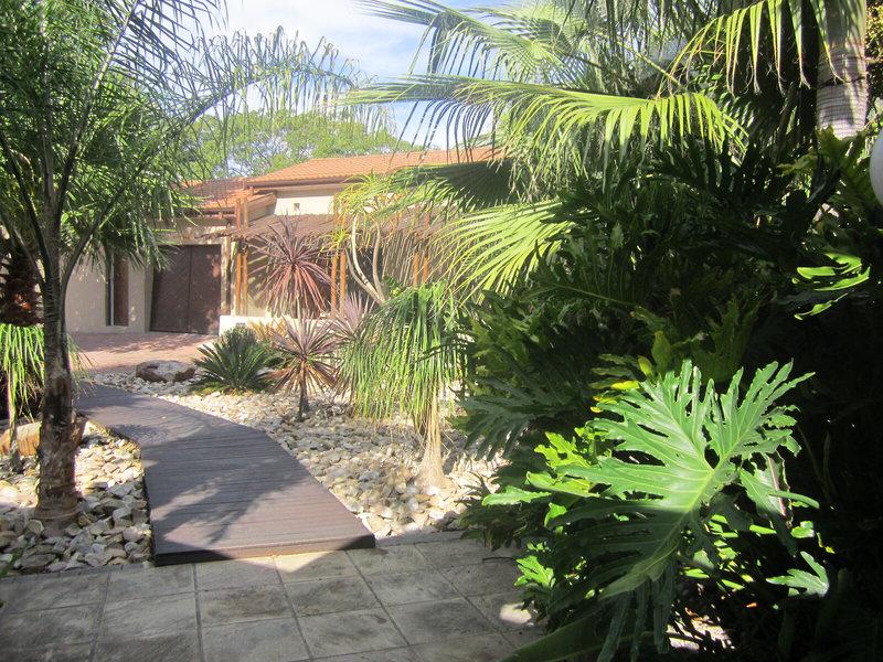 8B5E068E4D85DB7A6DB50056A60283E8