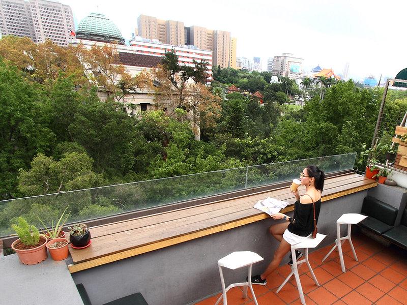 8FBE9A8B690954599063F9DFCA22408F