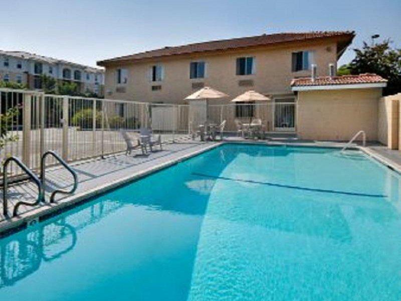 D29FFCD163E8968949A41D14CEBD2193