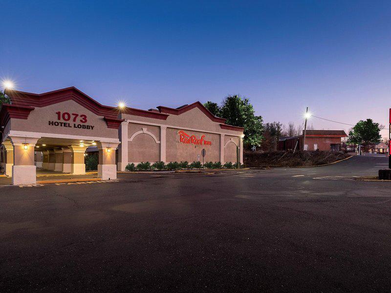 BDF1818D805C579B0C3A8B4D1A67529C