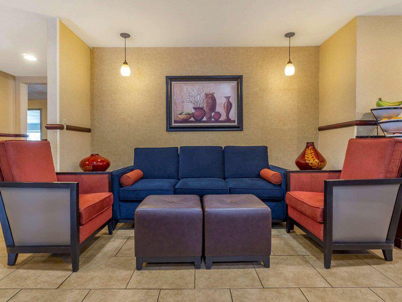 D566251CC2FA7A858C8094AF06830E28