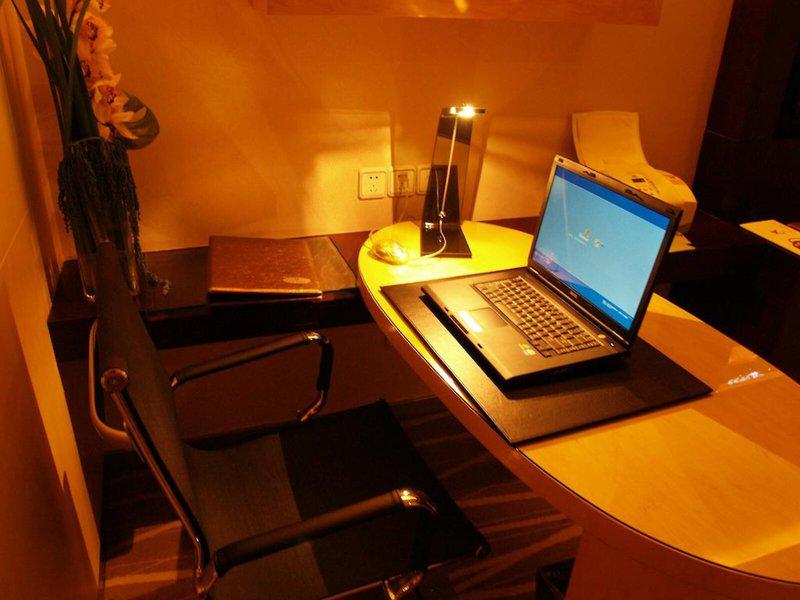 96B7BCBE200D320C4CF41D79AE3AEEB7