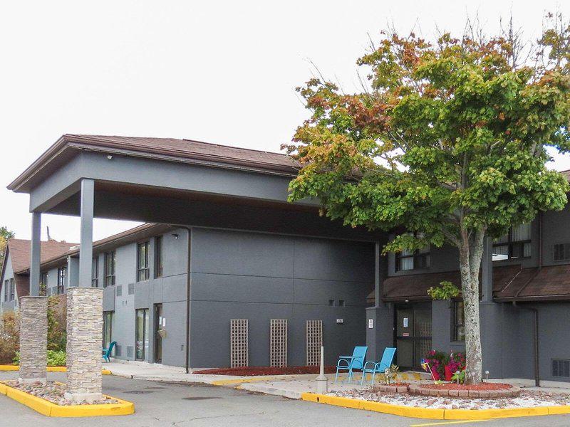 8DF7DE19CE2BDB406B1A4F3C8518F257