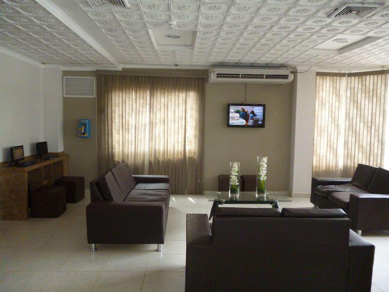 3B3266903622B2834DB2E74A9146637F