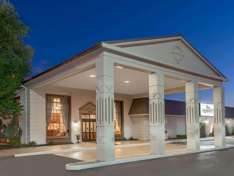 BE04243E55D3EC1804B5B409EA5CFC07