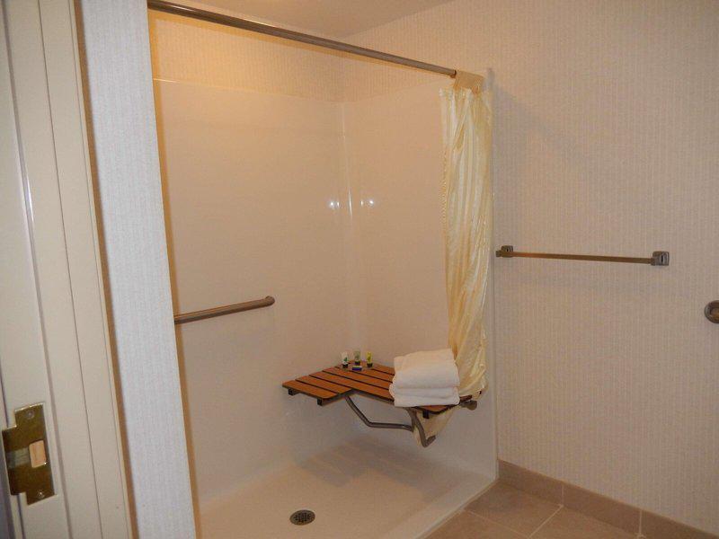 ED164DF0E861A4791E0EA9C065308F13