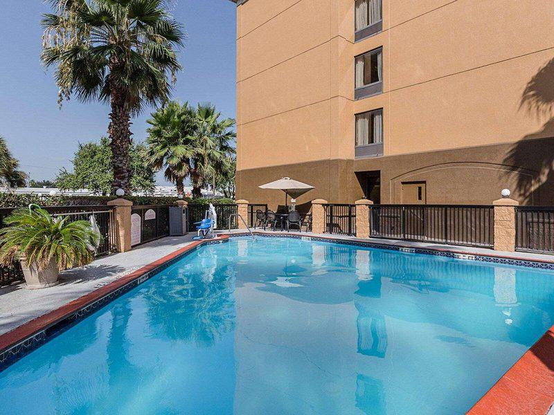 42114B33BB6DA88D72C8660022A5BEC8