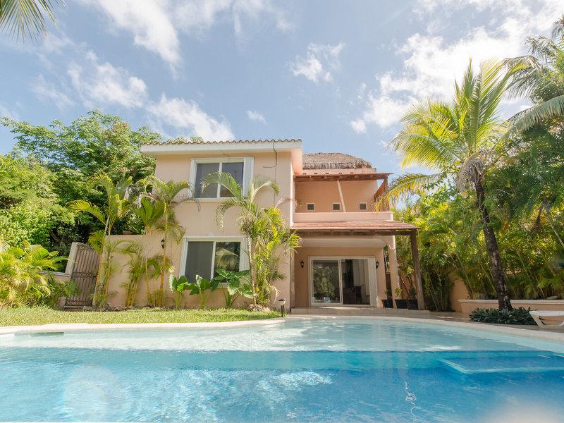 E72465FBF46B395B56E8A9ECB53A175B