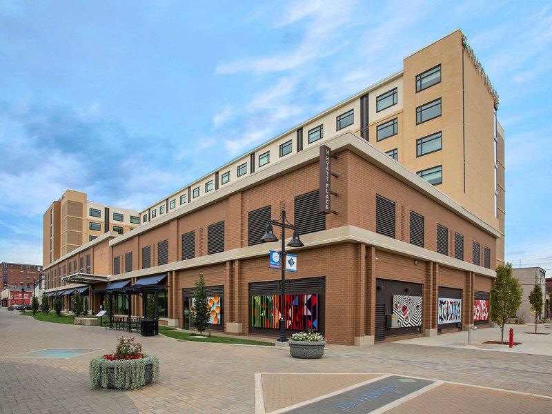 6FF03755F6C58B37DB821677C49B1395