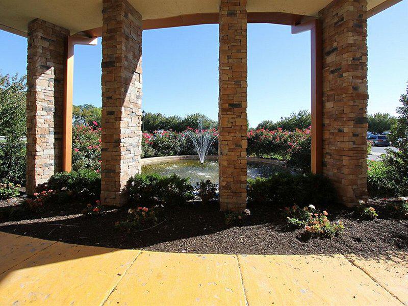 C23764001887F4470A37A10065F37614