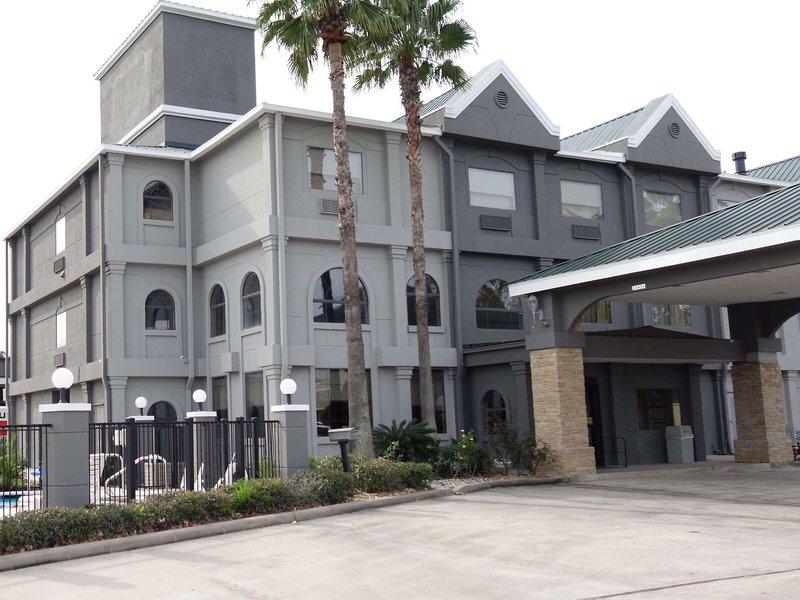 83D8409C398709B7BE7F33162D6E5486