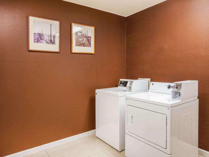 2F6D6A4324CAFF12614D76F693F3177E