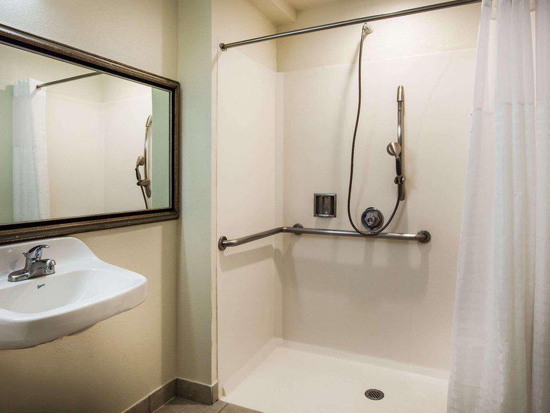 553E6B8D58EB34F8FED9C8AA1A4E9D30