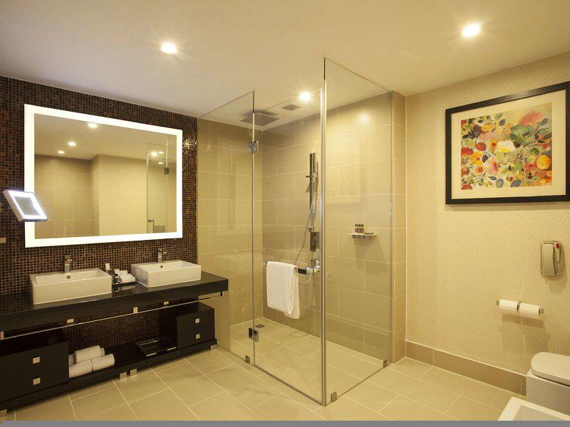 C3F9DA5214DAED35BFE44594811AD4CB