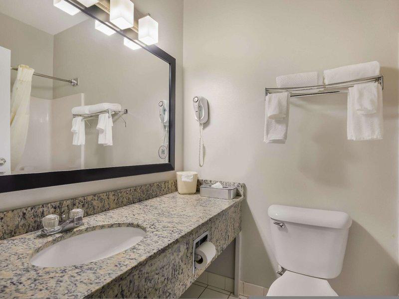 CE0AE51940013CA1DE7C65E86F240C9E