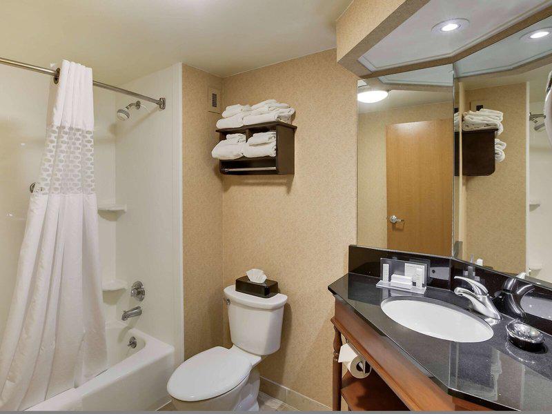 422ABE60F624A1A15C904DA1B0B12619