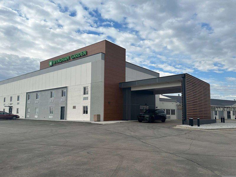 22455B0DFCCC6AA30E7CF281E22B8575