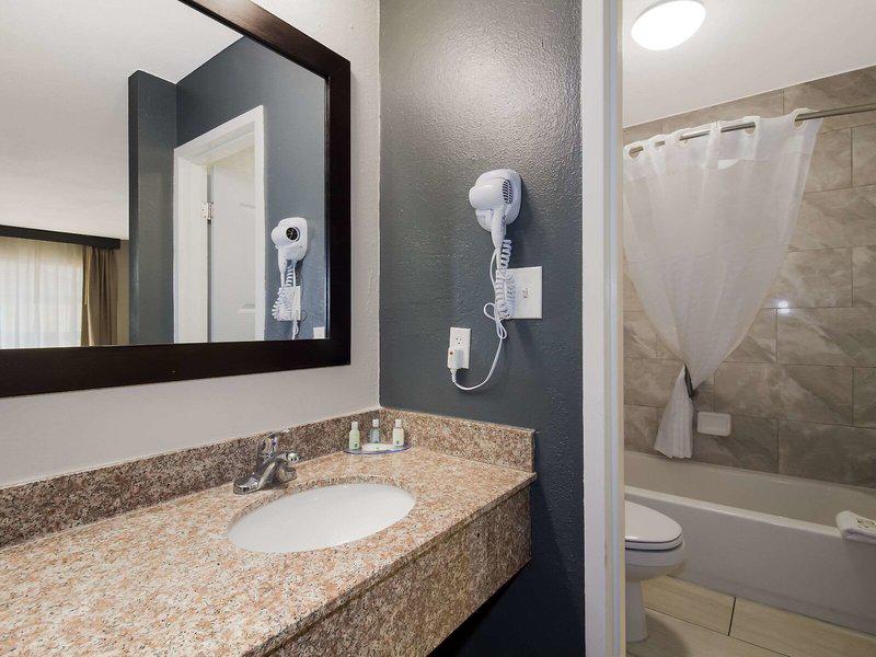 9069E02E488B3BA8492637656E442947