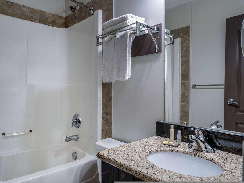 303F1ADA0B4E0AAE93353F47FAAEBF32