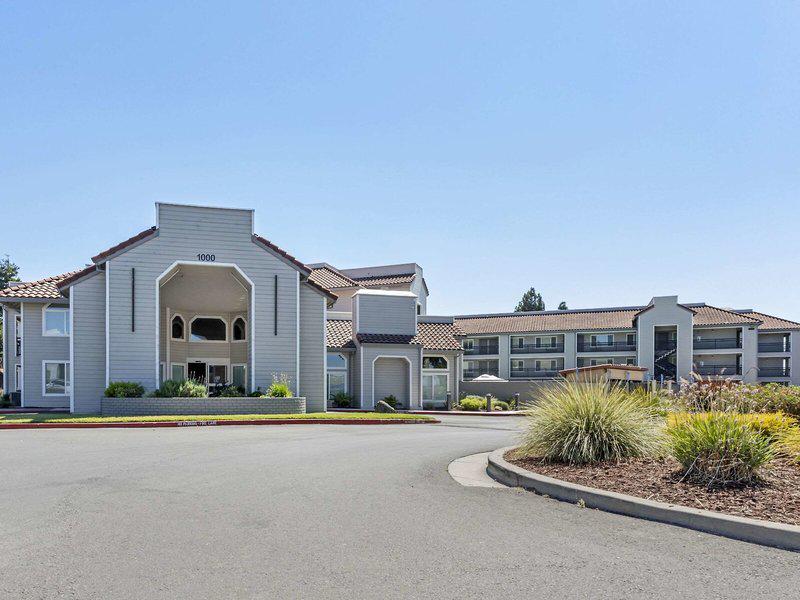 80E5BDFD99BC48909F74466E06A15330