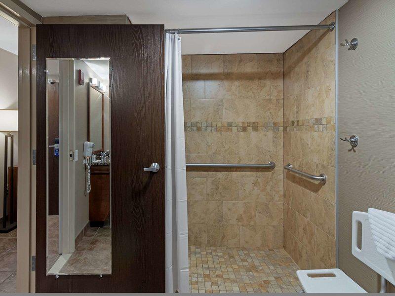 F06628511DFB05F5F3B119EE8FA363AA