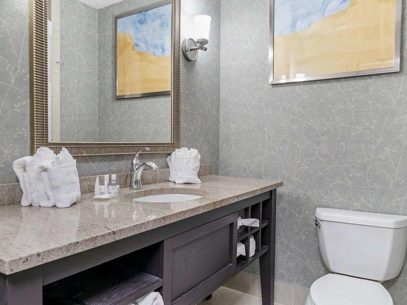 677226A482A827C83251282B33A63871