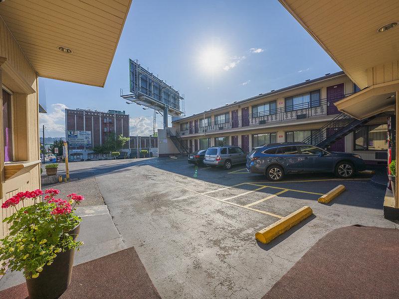 C99307CFCA259DCFB2C2B71233845B82