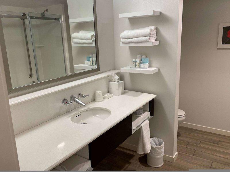 9EA1301421DC5E5DE8166DCFF518B775