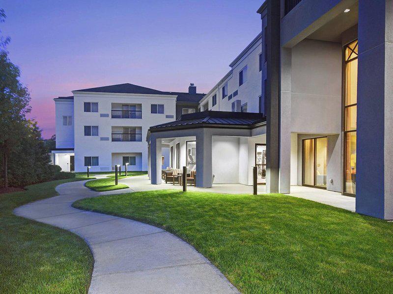 945802EAA560BD004AA5F7B66323E6C0