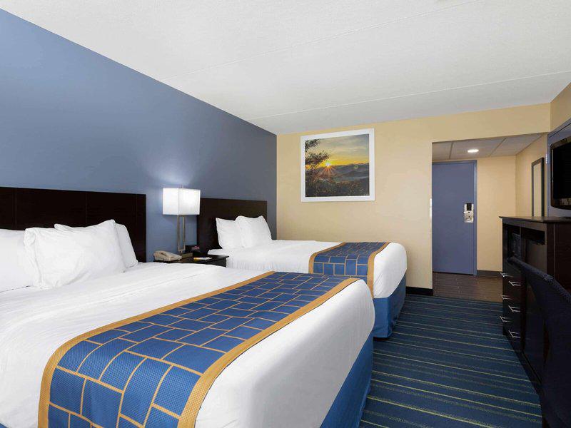 82D19596CFD45F163E5AC5D3D17262AC