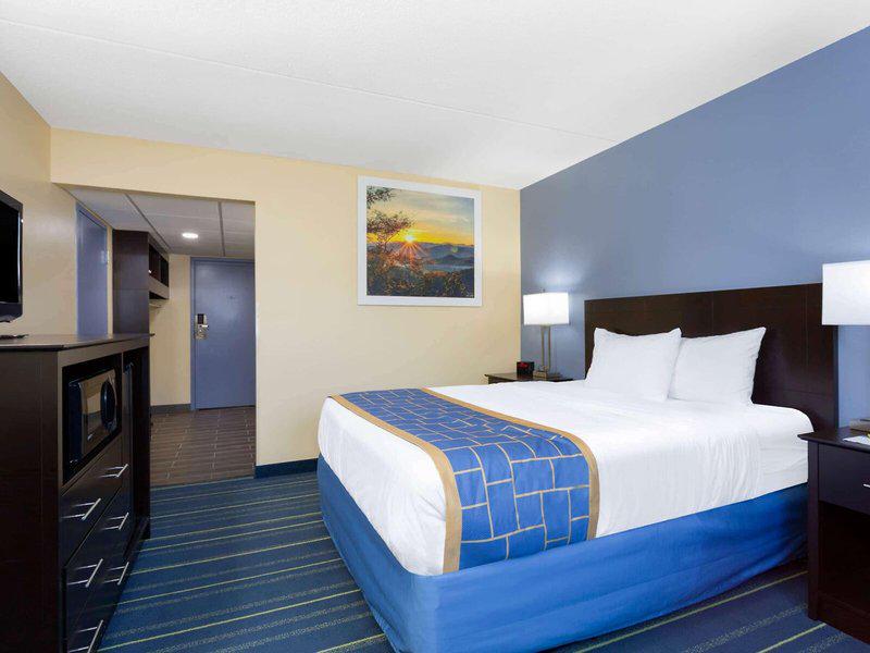 466FB299566F076B87E4DAAF9CF1188F