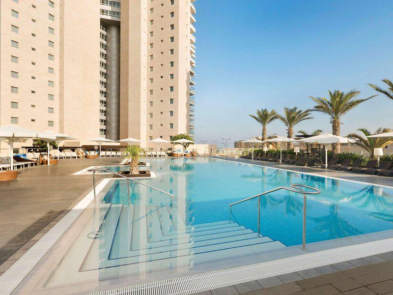 7645E0B86C400C41388619D63FBF72C7