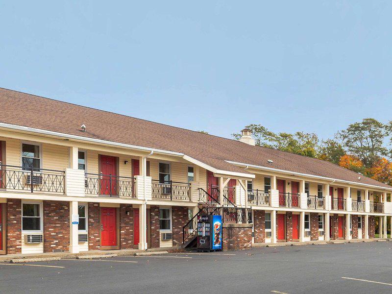 8318B8DA88FEE3F0507832C14B97BA63