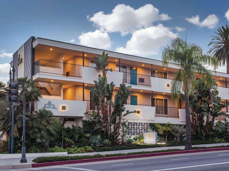 ECDDA09E39995131816E579D1AB87C4C