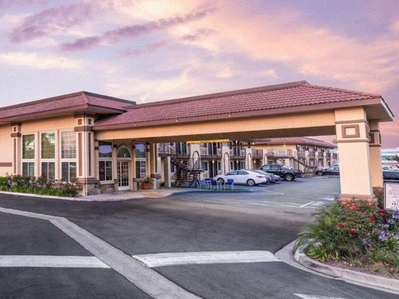 151C261FE9FEE6E999E88E6BD22F875C