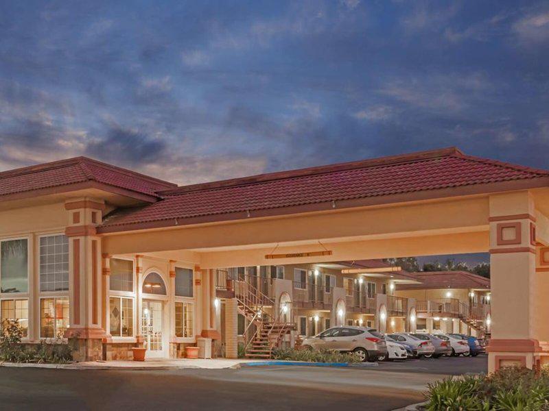 E8B11CE8CC64F4A258EA252C3ACC3ADB