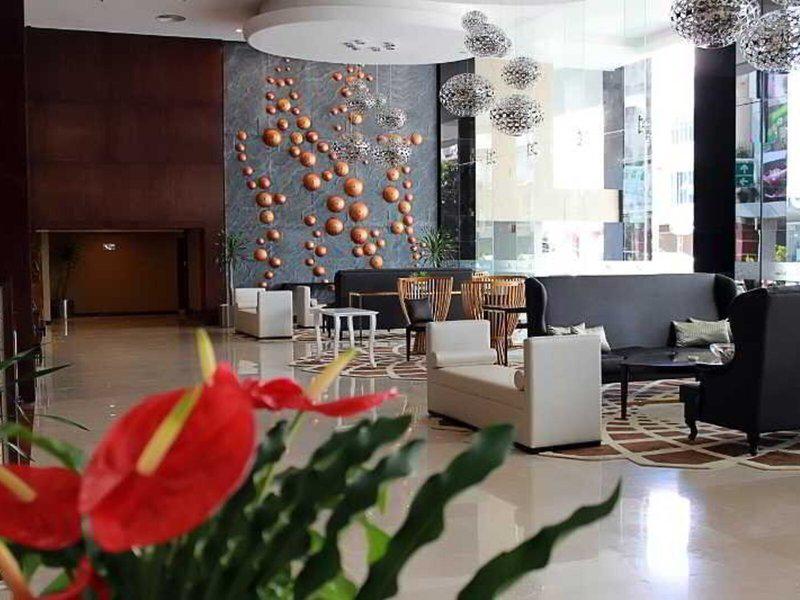 B0F06182F730929D88745A9BBF432F63