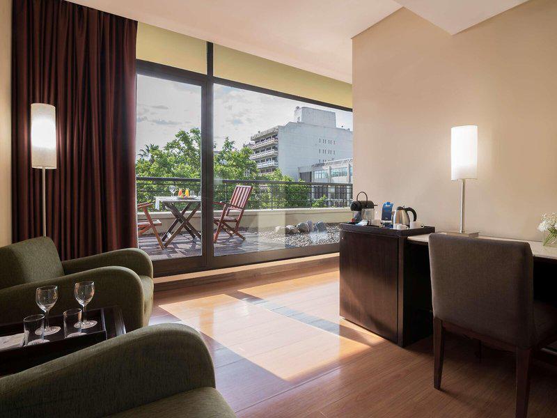 40590A5BFB9CFB51923E8171E391D2C9