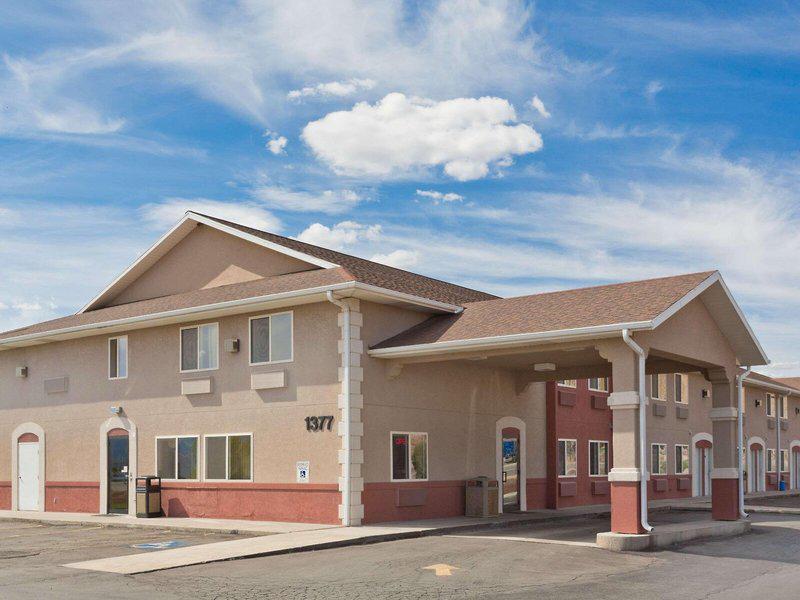 FABB1FEF6E1334FDBBE56F817C625427