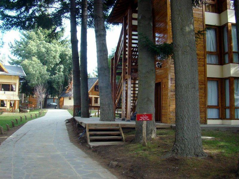 403A354872C5DA22D12C0B529F64B189